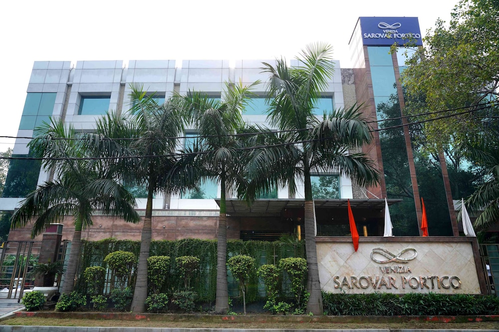 Venizia Sarovar Portico Delhi