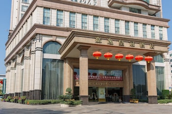 Grand Royal Hotel