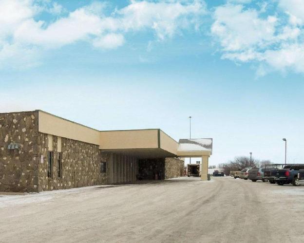 Econo Lodge Inn & Suites,Brookings County>>Brookings,2 star