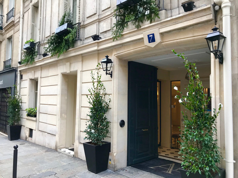 Hotel Arioso,Paris>>Champs-Elysees,4 star