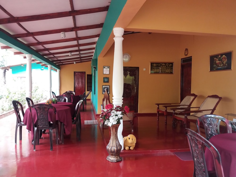 palitha home stay