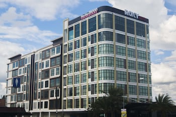 roxy hotel and apartments