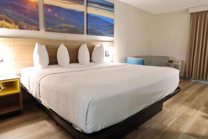 Stonewall Inn Roanoke (Ex. Travelodge By Wyndham Doswell/Kings Dominion Area),Hanover>>Doswell,3 star