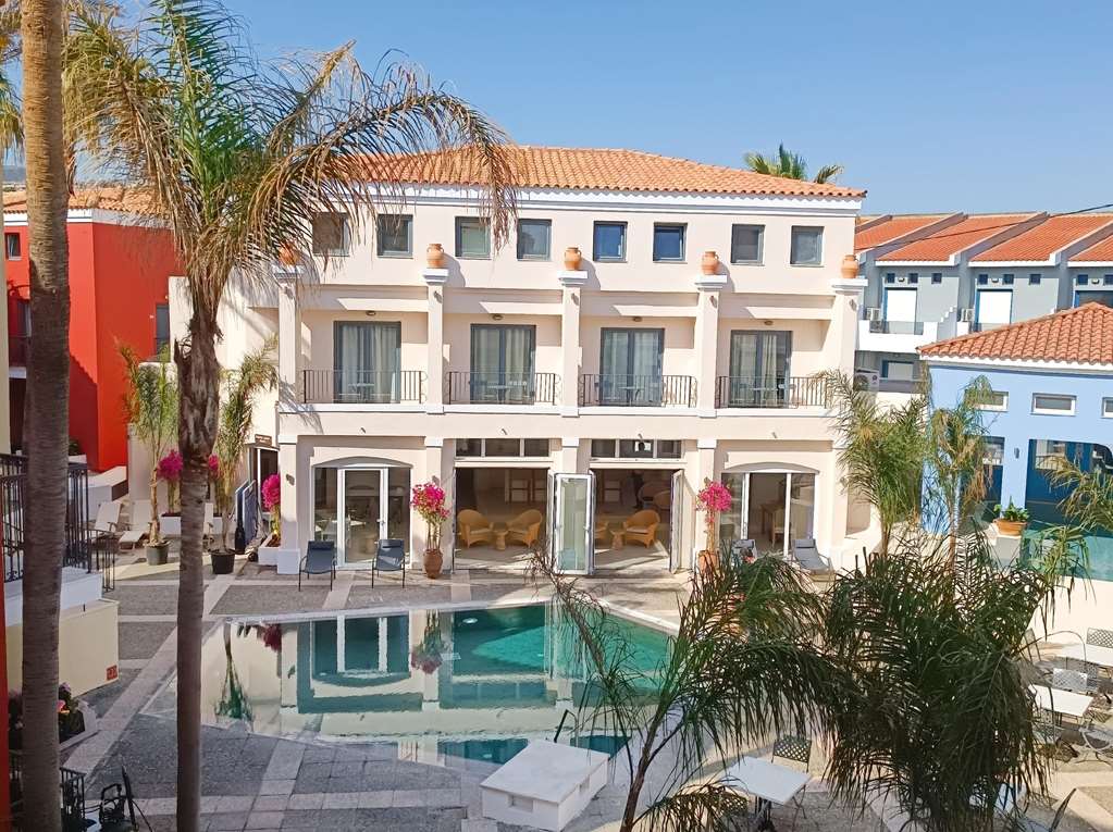 Plaza Beach House,Rethymno>>Crete,4 star