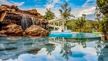 Phukalini Luxury Pool Villa & Onsen,,3.5 star