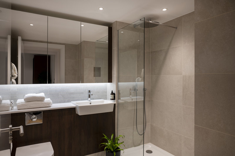 Cove Landmark Pinnacle,Docklands>>Canary Wharf,4 star