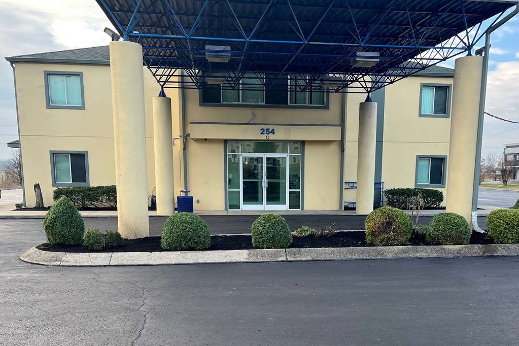 howard johnson by wyndham clarksville tennessee