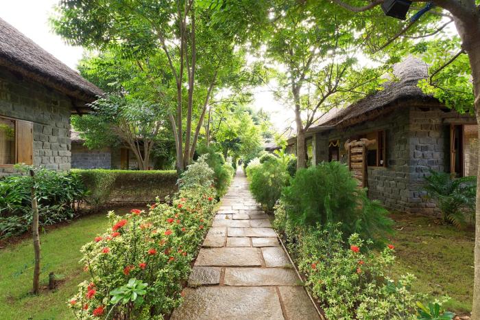 Halez Sparsa Thiruvannamalai,Tamil Nadu>>Tiruvannamalai,4 star