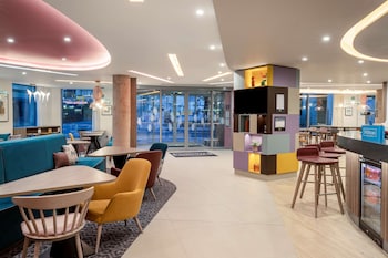 Hampton By Hilton Bath City,,3 star