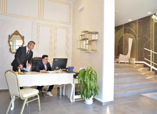Amsterdam Suite Hotel & Spa,,4 star