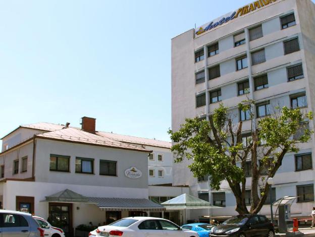 Hotel Piramida