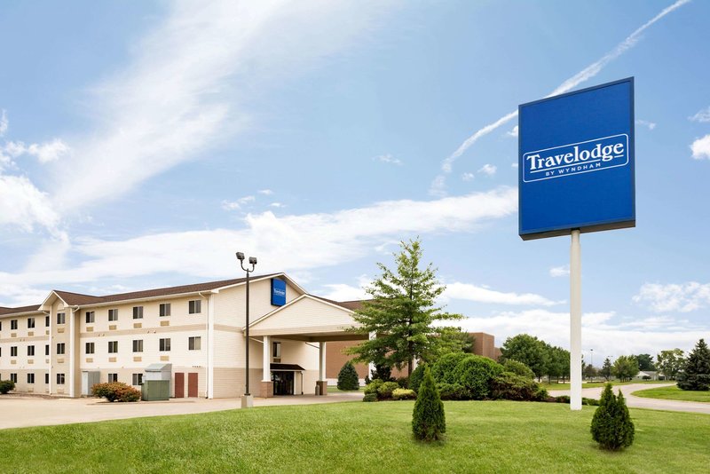 Travelodge By Wyndham Clinton Valley West Court,De Witt>>Clinton,2 star