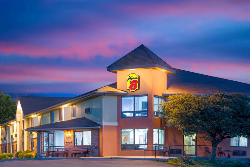 Super 8 By Wyndham Toledo,Tama>>Marshalltown,2 star