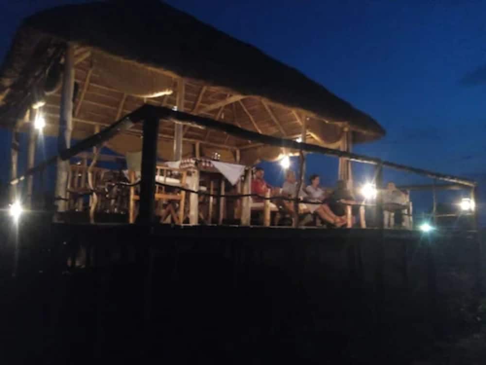 kazinga wilderness safari camp