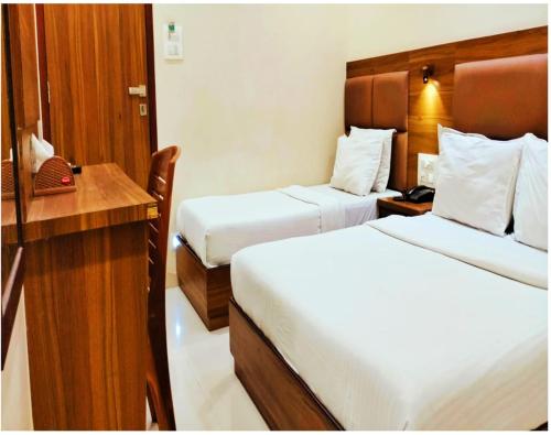 Hotel Avion Palace Near Exhibition Center,Mumbai>>Jogeshwari West,2 star