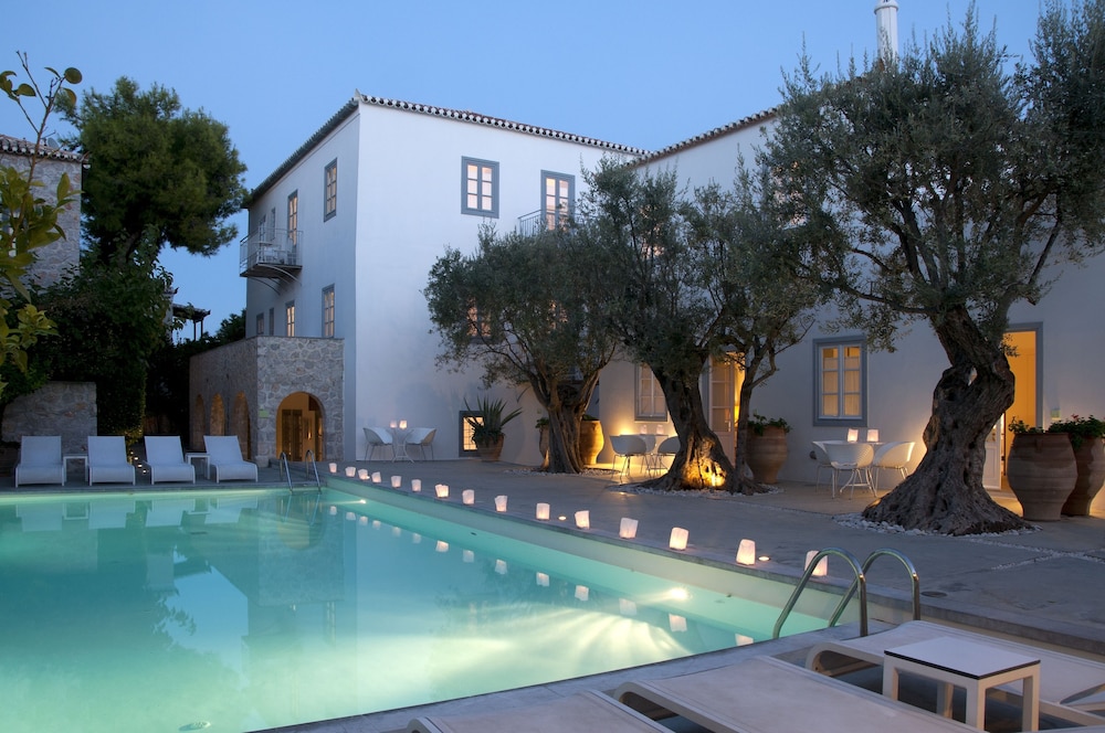 Orloff Resort,Attica>>Athens,4 star