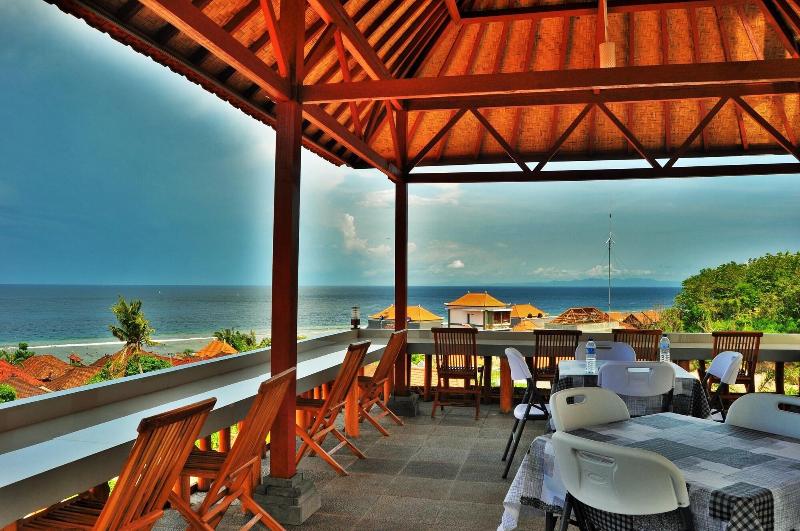 Pandawa Beach Resort And Spa Luxury,Nusa Penida>>Bali,3.5 star