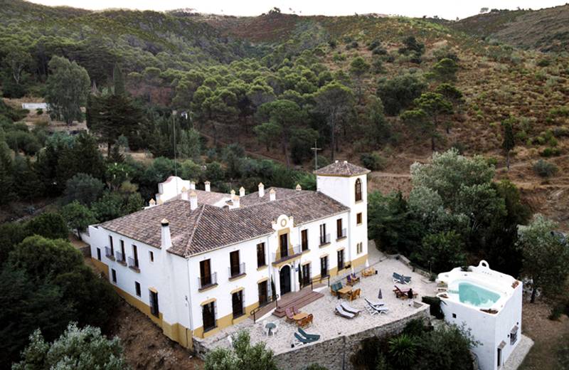 hotel humaina