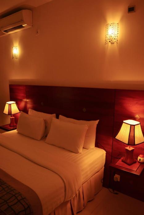 unique towers luxury boutique suites