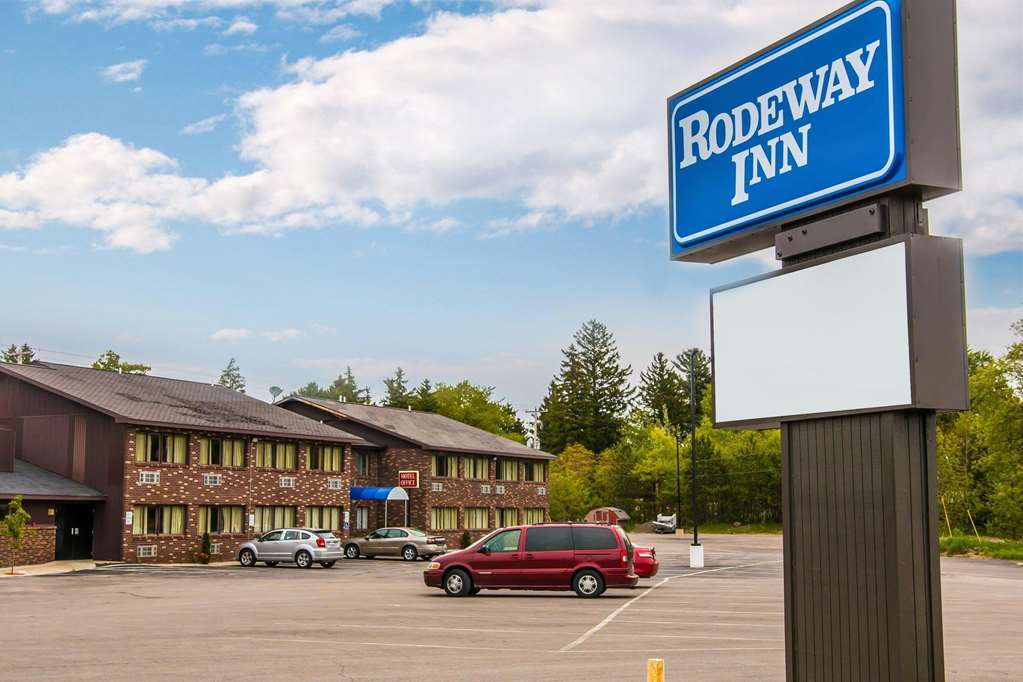 Rodeway Inn,Michigan>>Coopersville,2 star