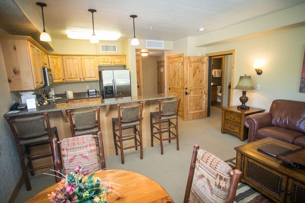 Silverado 313D,The Canyons>>Park City,3 star