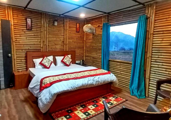 Bamboo Junction Resort - Kanatal, Valley & Mountain View,Kanatal>>Dhanaulti,4 star