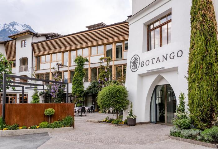 botango
