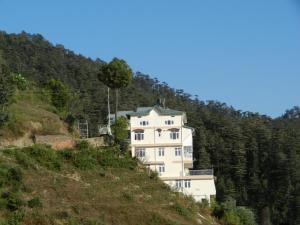 Vatsalyam Homestay,Jutogh>>Dharampur,3 star