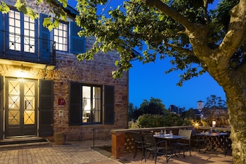 contact hotels le savigny and spa