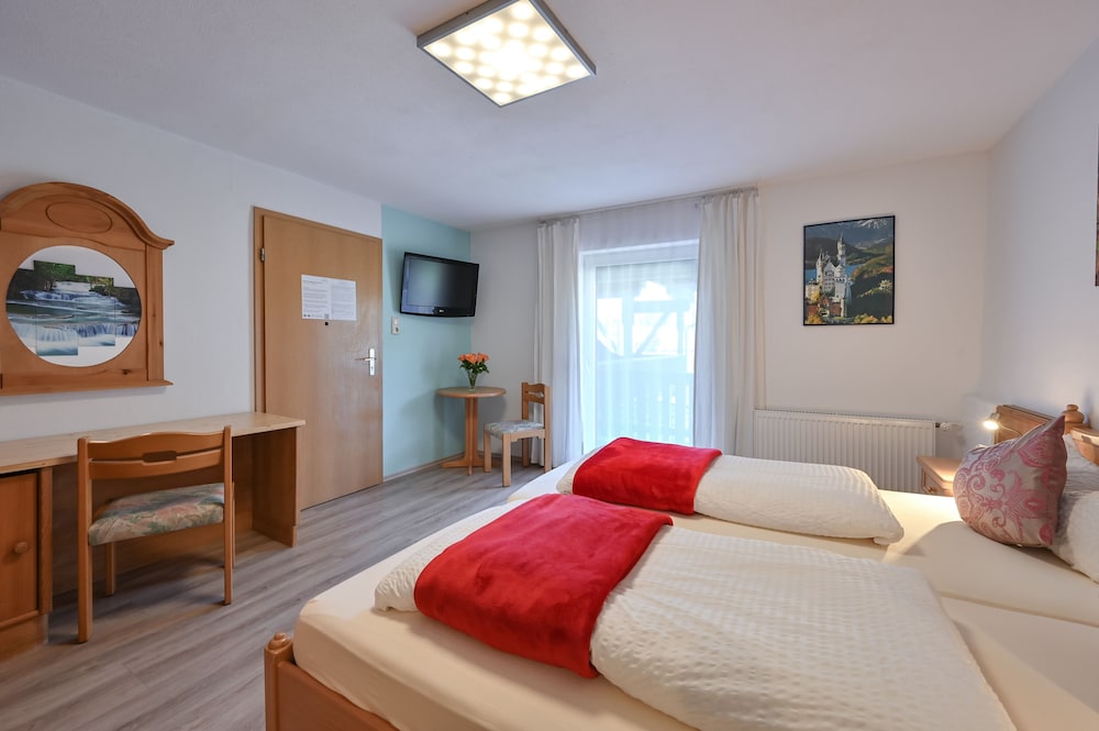 Pension Freiheit,Nesselwang>>Bavarian Alps,3 star