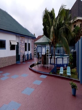 Classy Holiday Villas With Pool In Accra, Ghana,,2 star