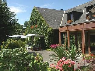 Auberge Du Barrez,Aurillac>>Arpajon-Sur-Cere,3 star