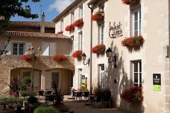 Logis Hotel Le Saint Georges,Poitiers>>Lusignan,3 star