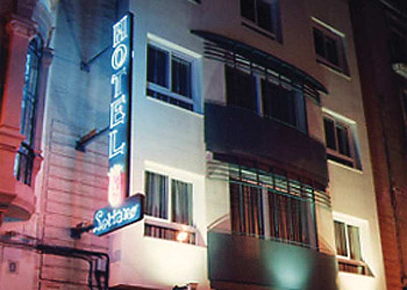 hotel serrano