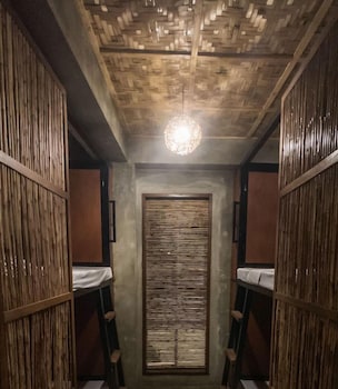 hang loose hostel