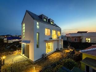 jeju woljeongrie