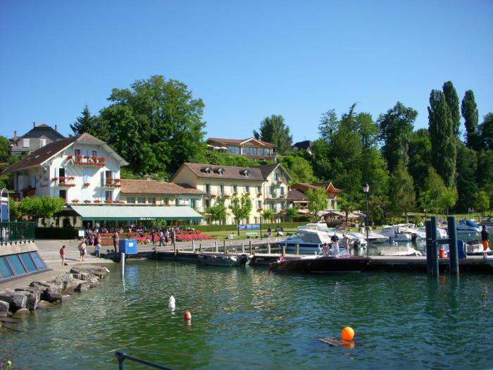 Hotel Le Jules Verne