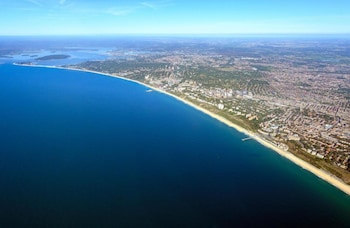 Brooklands Lodge,South West England>>Bournemouth,2.5 star