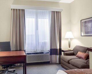 comfort inn bismarck