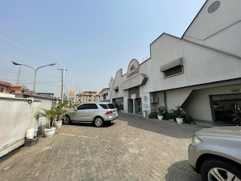 presken hotel reliance place