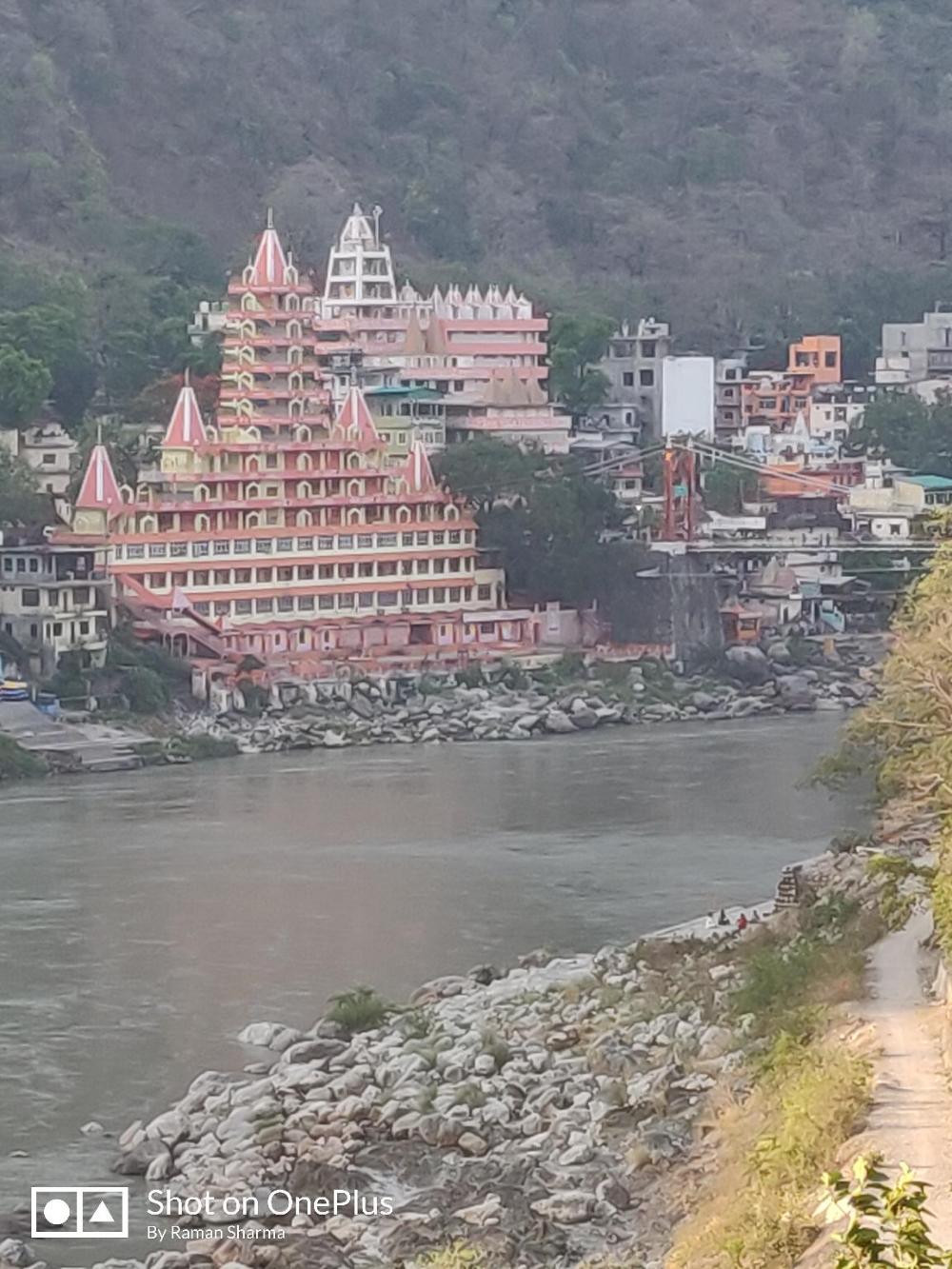 aloha on the ganges rishikesh