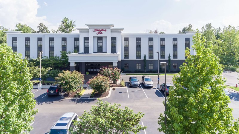 Hampton Inn White House,Tennessee>>Nashville,2.5 star