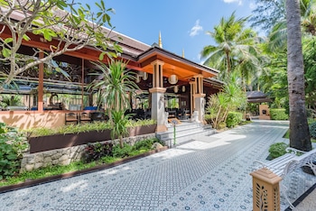 Princess Kamala Beachfront Hotel,,5 star