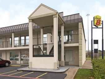 super 8 by wyndham longview i 20