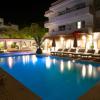 Secret Oasis Ibiza,,3.5 star