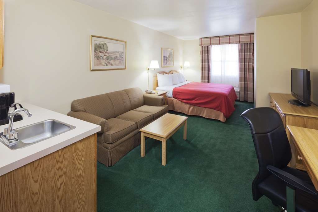 Country Inn & Suites By Radisson, Sparta, Wi