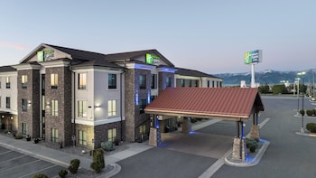 Holiday Inn Express Hotel & Suites Belgrade By Ihg,Bozeman>>Belgrade,3 star