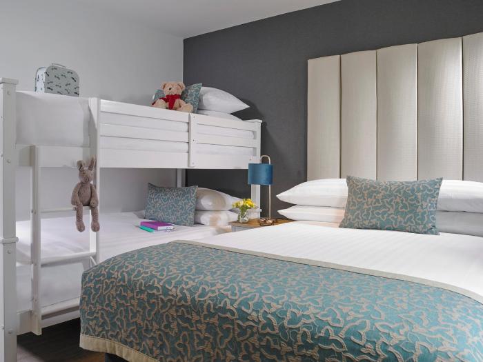 Asgard Apartments,The Quay,1 star