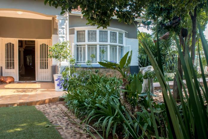 Sunbury Bed And Breakfast,Johannesburg>>Gauteng,4 star