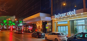 Bulvar Hotel,,3 star